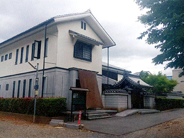 立本寺墓地
